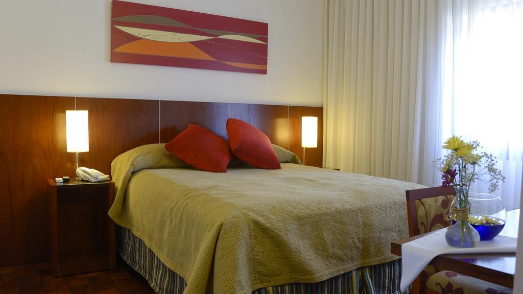 Hotel 15 De Mayo Villa Carlos Paz Exteriör bild