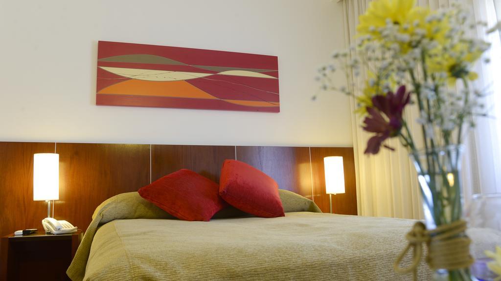 Hotel 15 De Mayo Villa Carlos Paz Exteriör bild